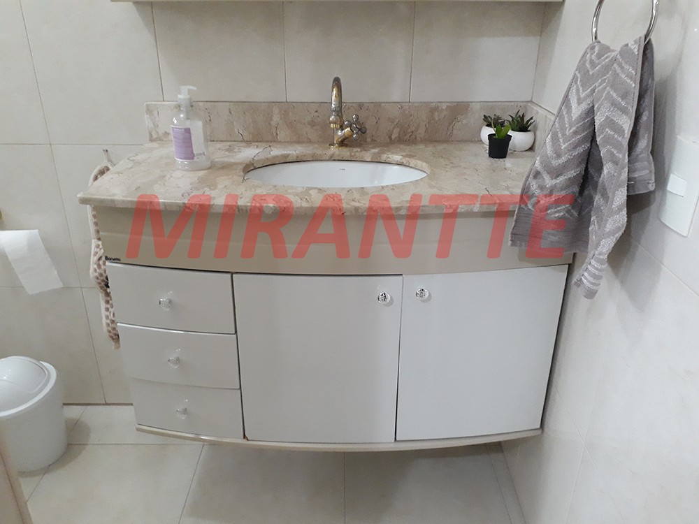 Sobrado de 149m² com 4 quartos em Santa Ines