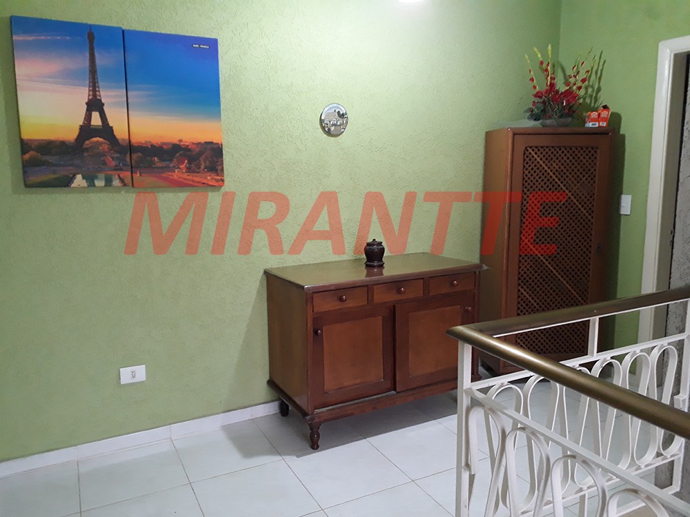 Sobrado de 149m² com 4 quartos em Santa Ines