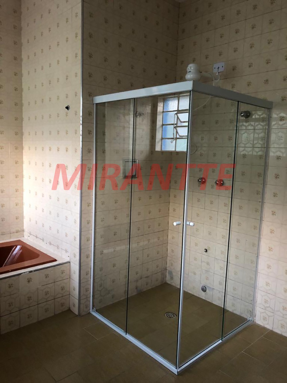 Sobrado de 230m² com 3 quartos em Jardim São Paulo