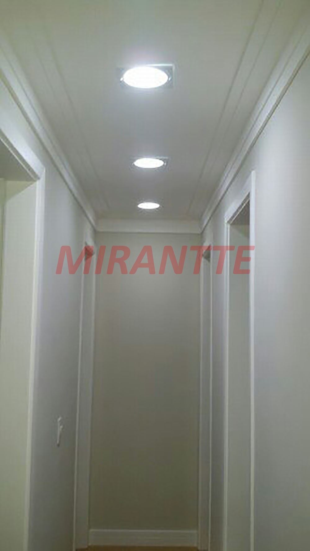 Apartamento de 76m² com 3 quartos em Picanço