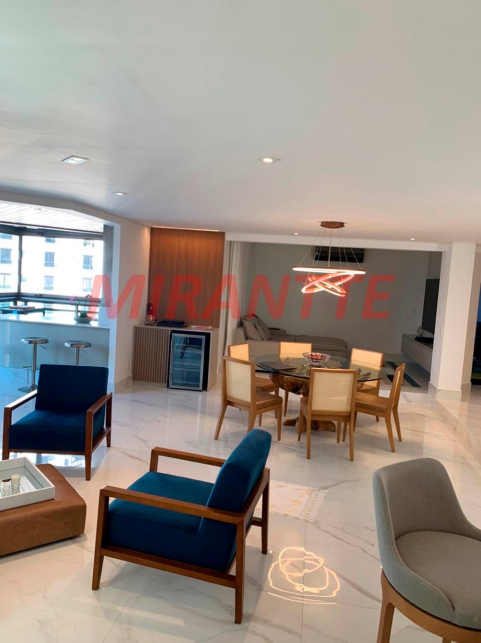 Apartamento de 209m² com 3 quartos em Santana
