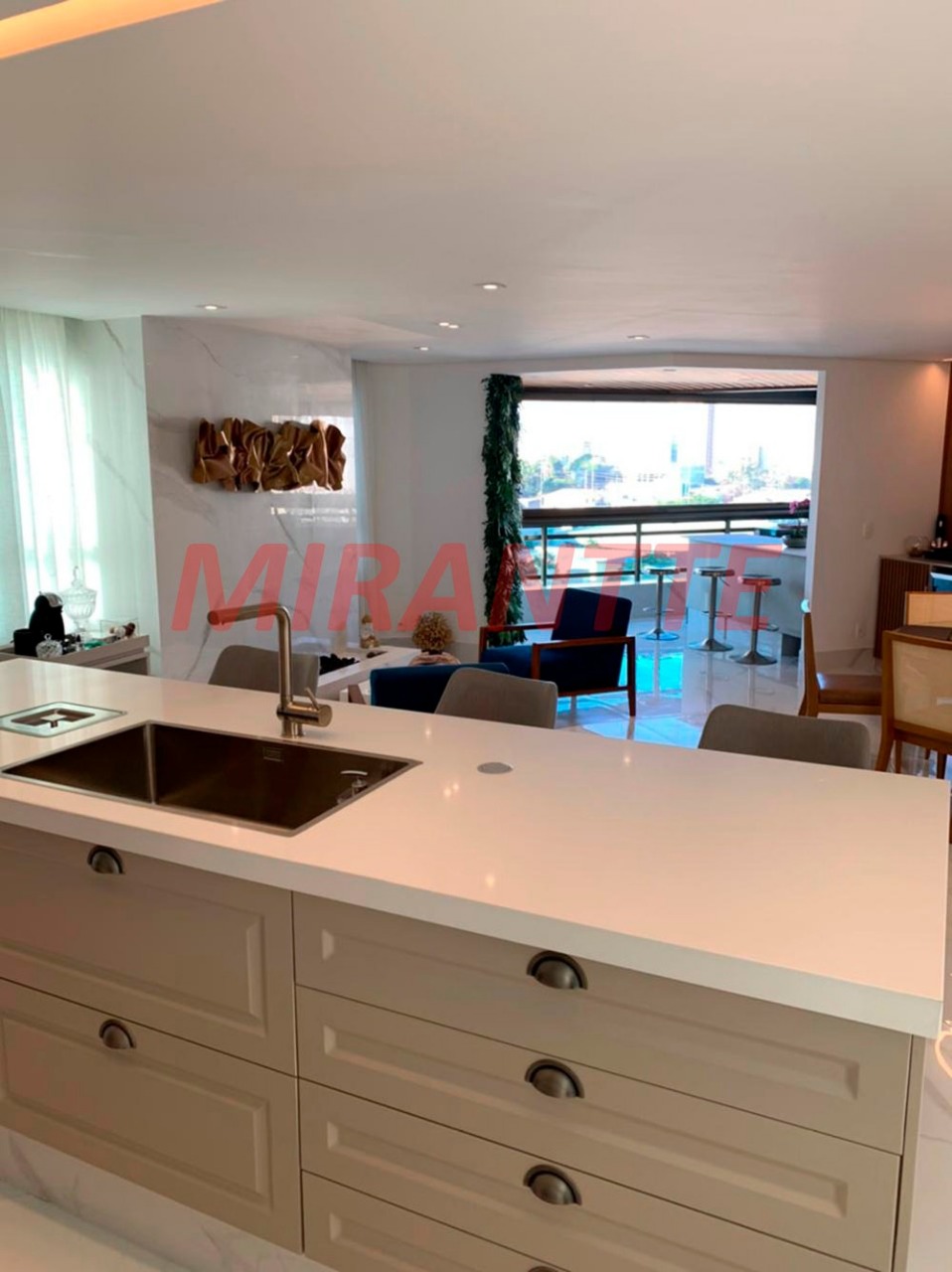 Apartamento de 209m² com 3 quartos em Santana