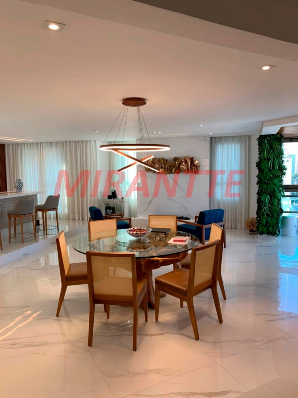 Apartamento de 209m² com 3 quartos em Santana