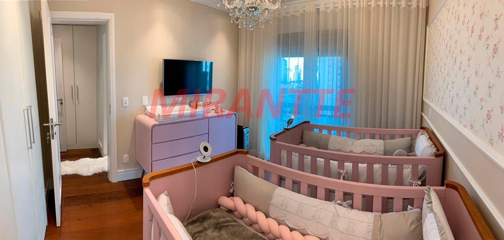Apartamento de 209m² com 3 quartos em Santana
