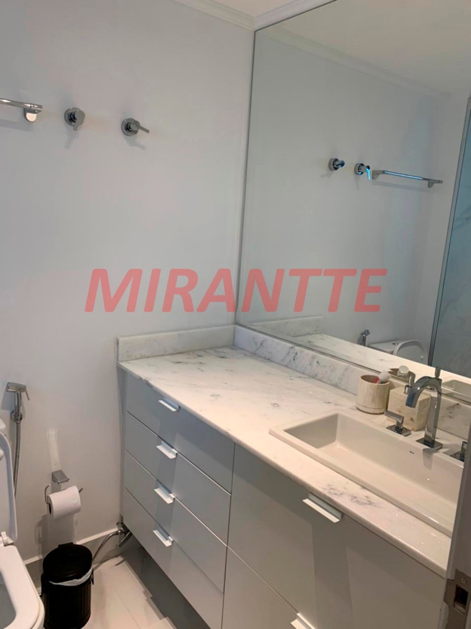 Apartamento de 209m² com 3 quartos em Santana