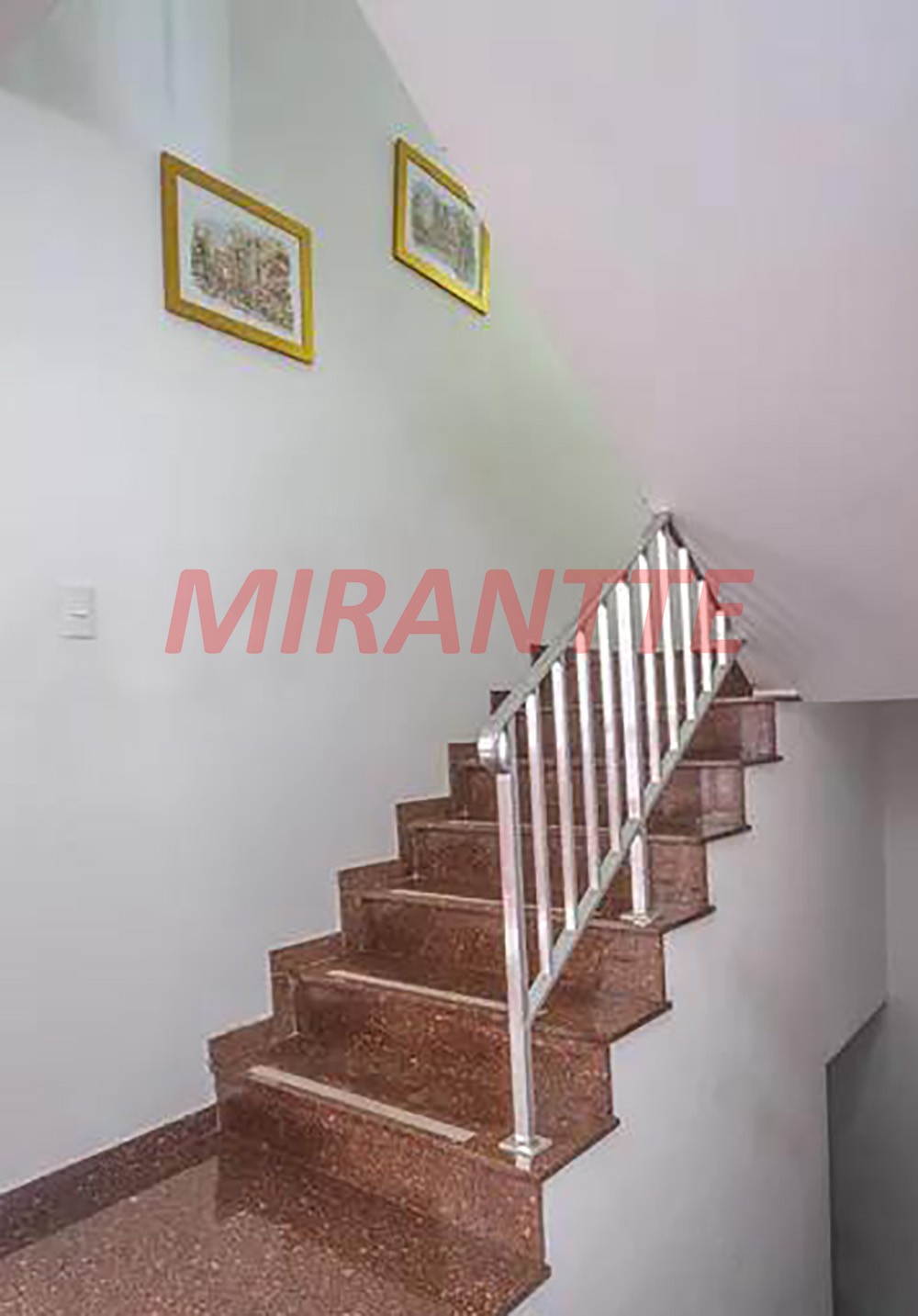 Sobrado de 338m² com 3 quartos em Imirim
