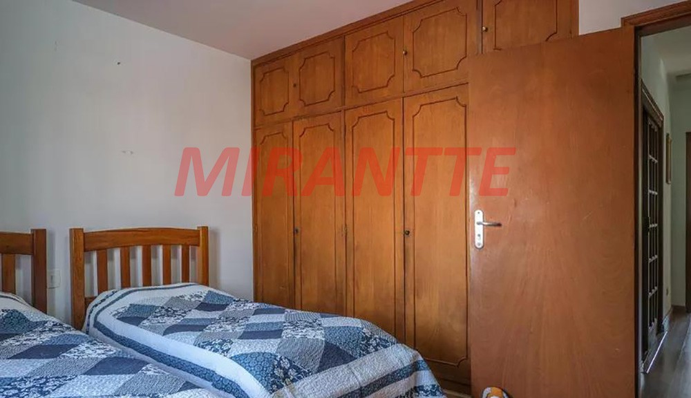 Sobrado de 338m² com 3 quartos em Imirim