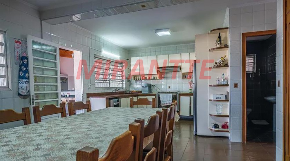 Sobrado de 338m² com 3 quartos em Imirim