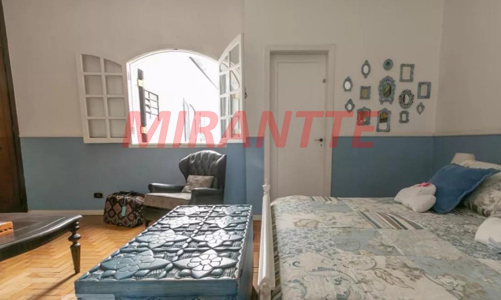 Sobrado de 215m² com 4 quartos em Jardim São Paulo