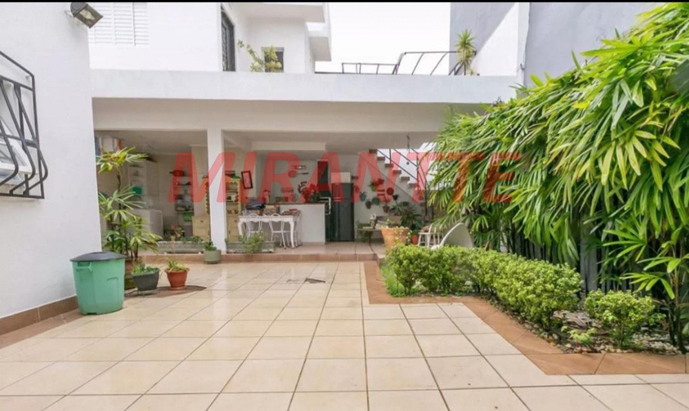 Sobrado de 215m² com 4 quartos em Jardim São Paulo