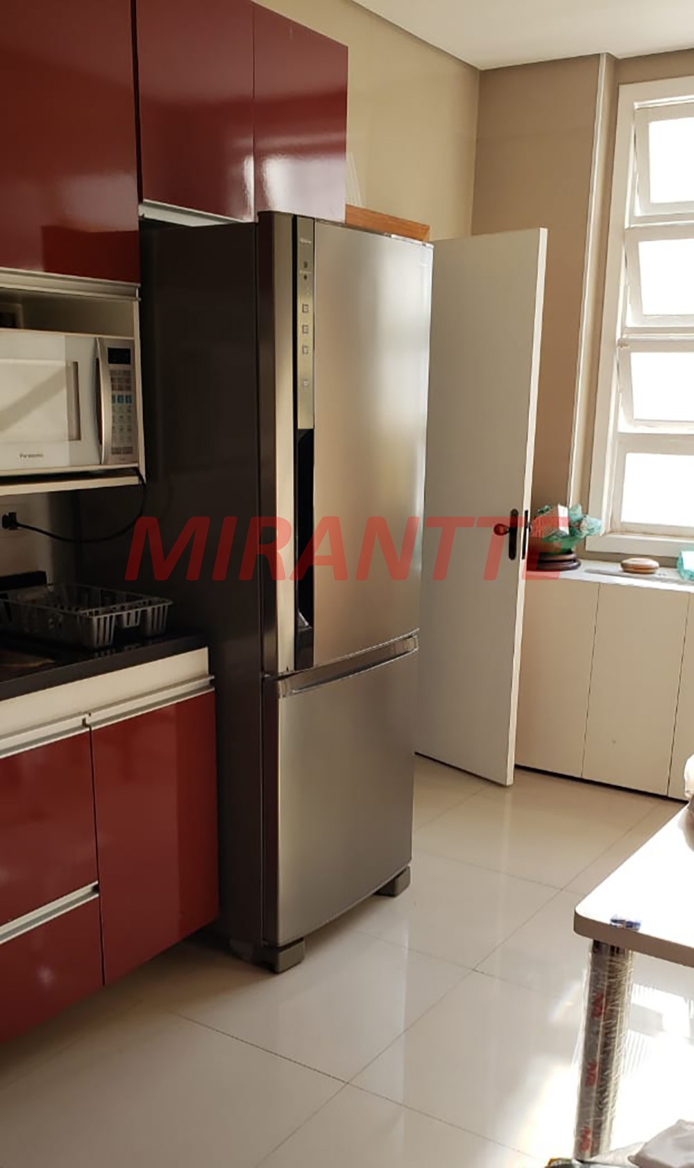 Apartamento de 145m² com 4 quartos em Pitangueiras