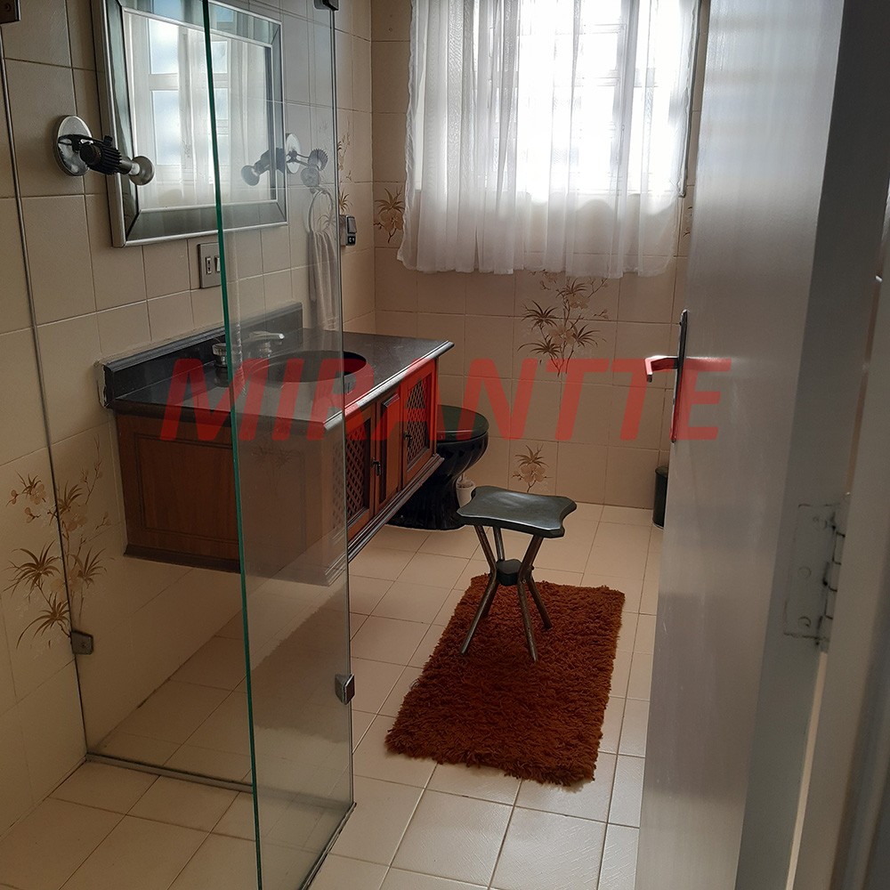 Sobrado de 179m² com 3 quartos em Vila Gustavo