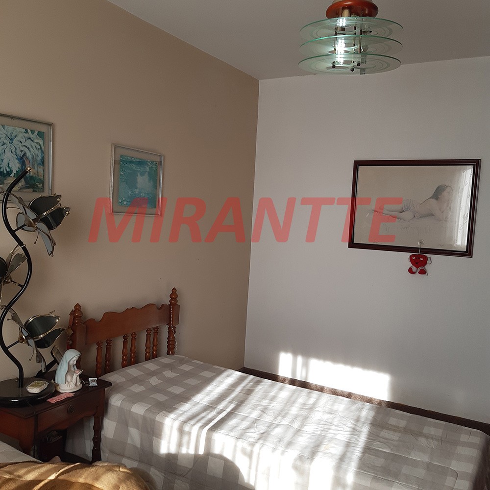 Sobrado de 179m² com 3 quartos em Vila Gustavo