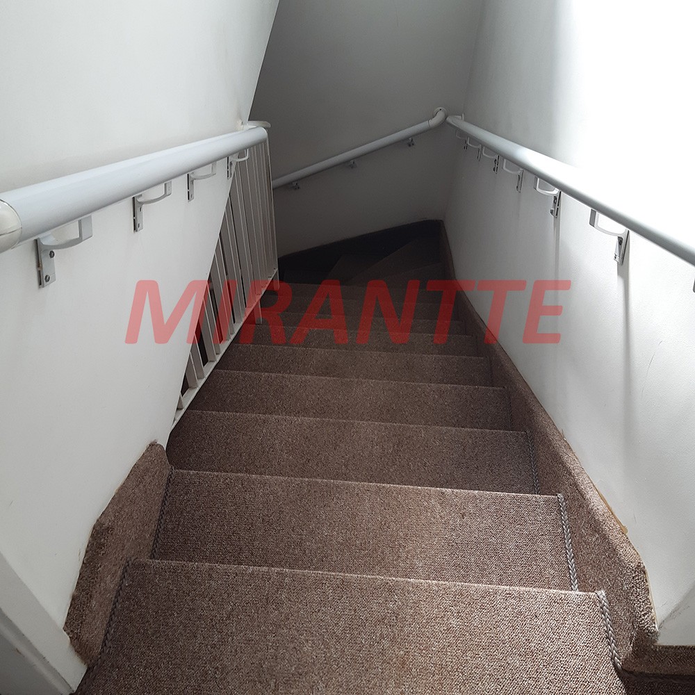 Sobrado de 179m² com 3 quartos em Vila Gustavo