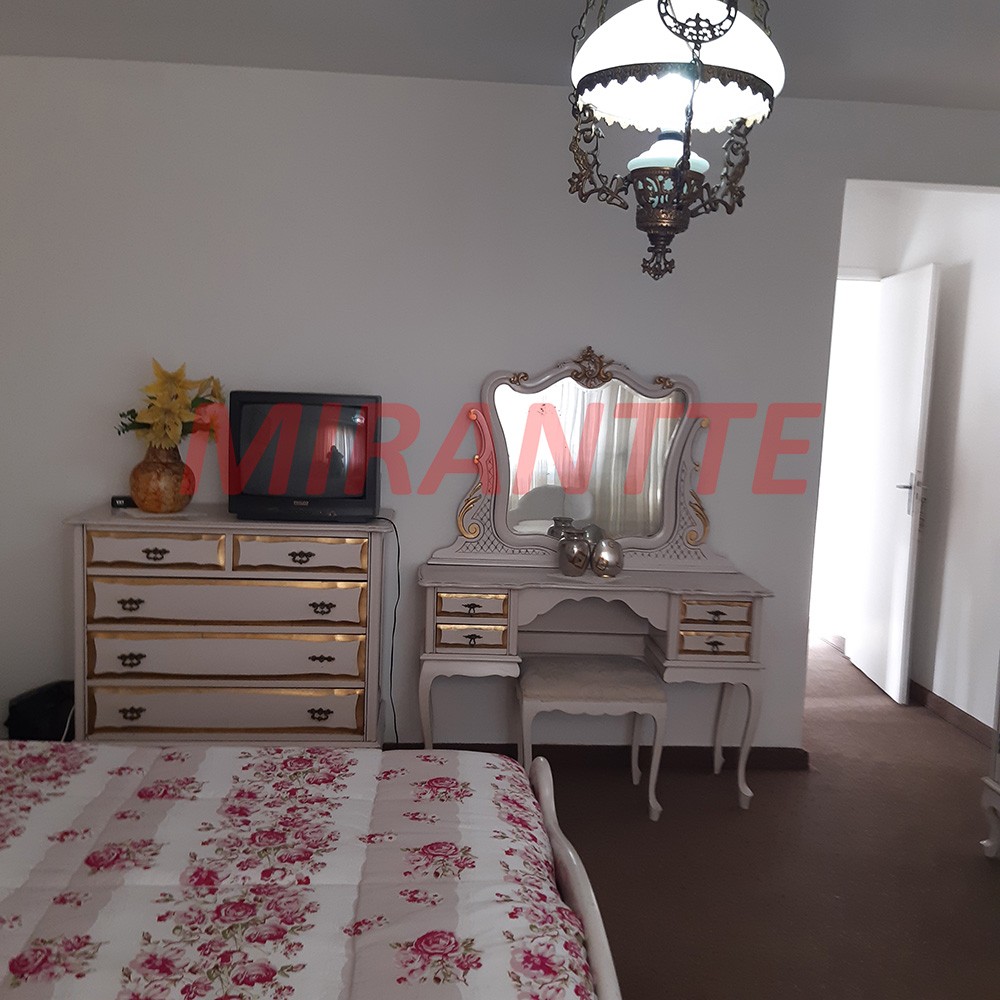 Sobrado de 179m² com 3 quartos em Vila Gustavo