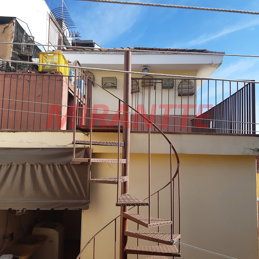 Sobrado de 179m² com 3 quartos em Vila Gustavo