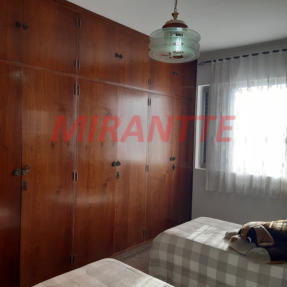 Sobrado de 179m² com 3 quartos em Vila Gustavo