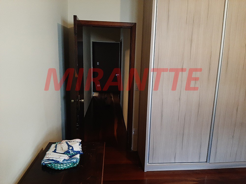 Casa terrea de 128m² com 3 quartos em Vila Amalia