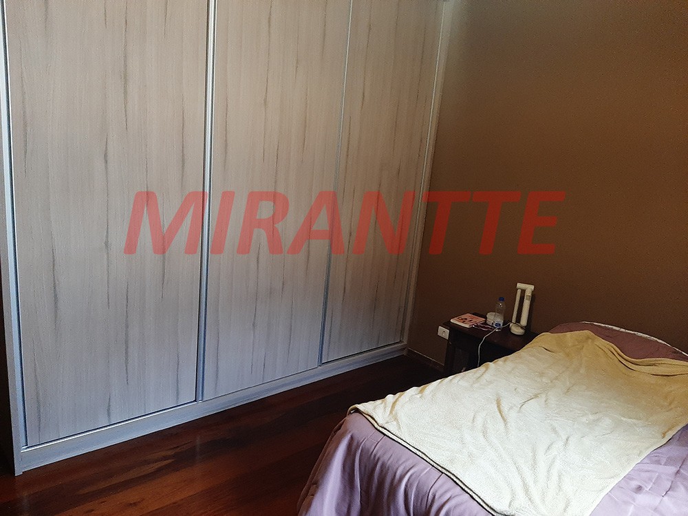 Casa terrea de 128m² com 3 quartos em Vila Amalia
