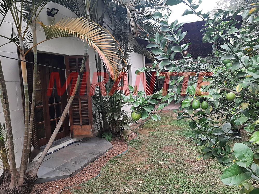 Casa terrea de 128m² com 3 quartos em Vila Amalia
