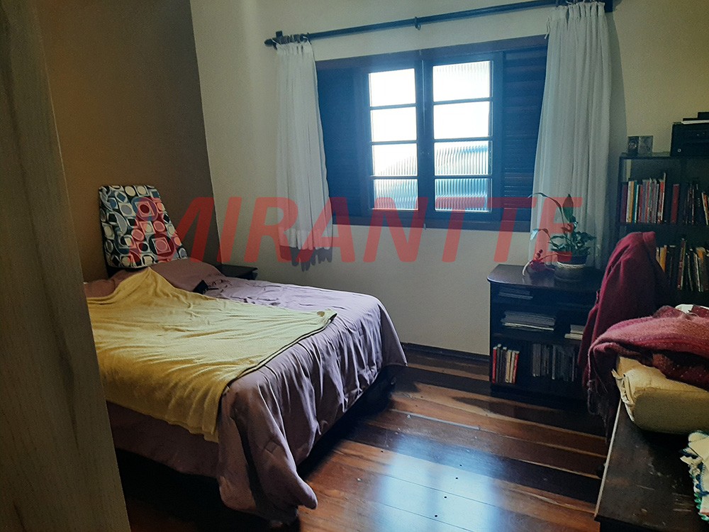 Casa terrea de 128m² com 3 quartos em Vila Amalia