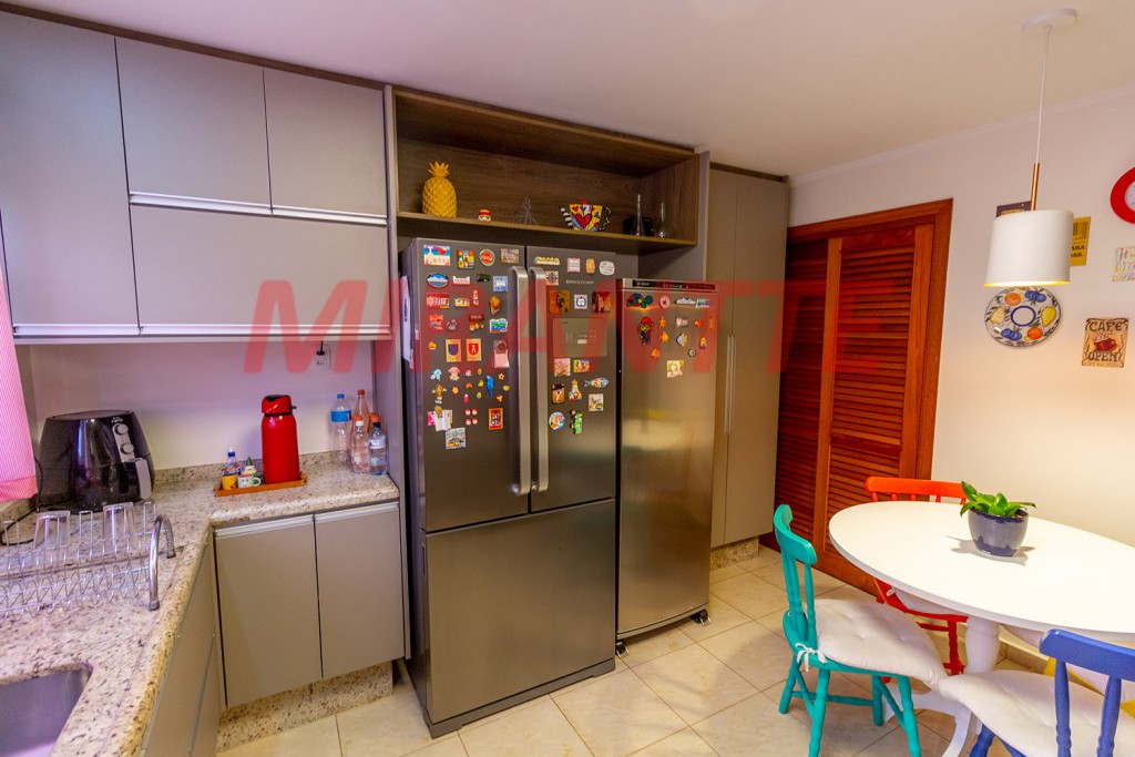Sobrado de 450m² com 3 quartos em Serra Da Cantareira