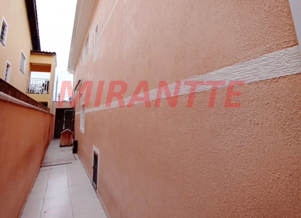 Sobrado de 125m² com 3 quartos em Jardim Cocaia