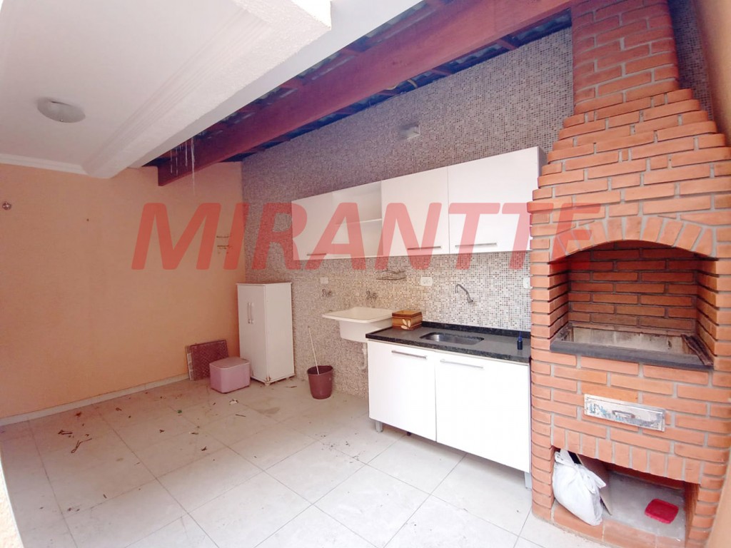 Sobrado de 125m² com 3 quartos em Jardim Cocaia