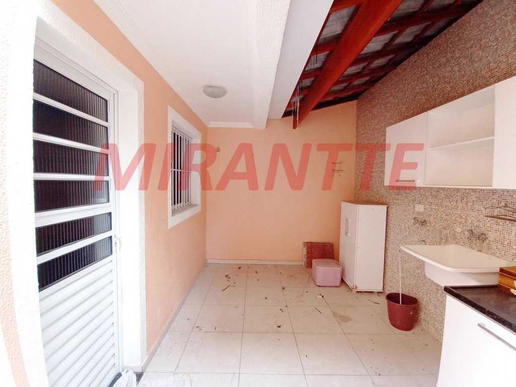 Sobrado de 125m² com 3 quartos em Jardim Cocaia
