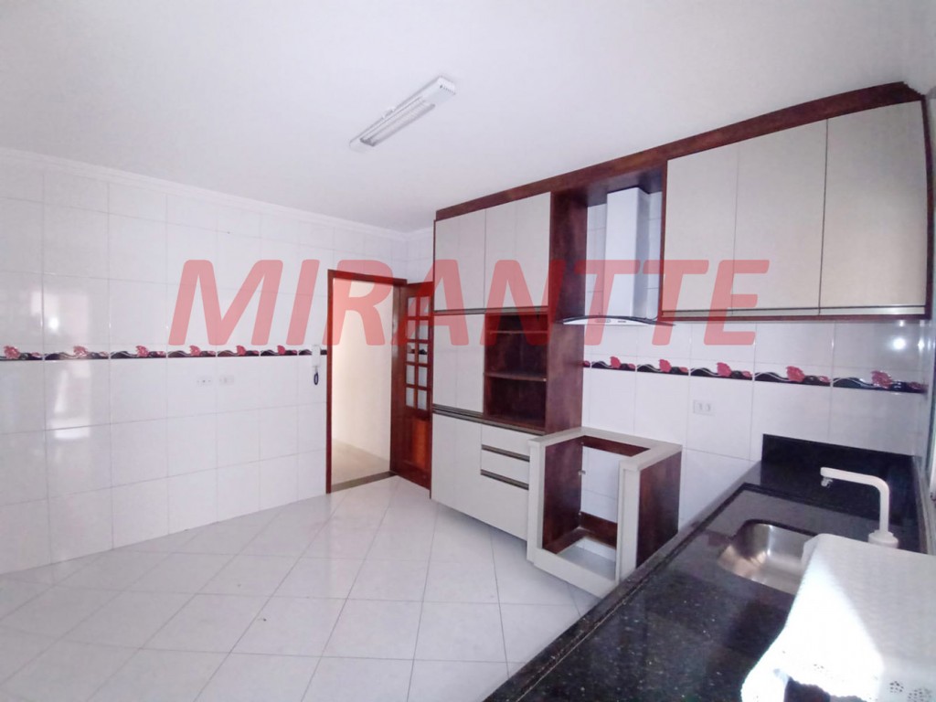 Sobrado de 125m² com 3 quartos em Jardim Cocaia