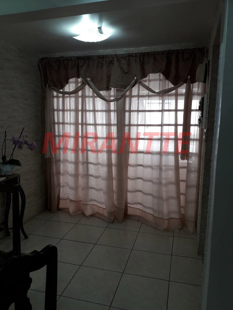 Casa terrea de 100m² com 3 quartos em Vila Mazzei