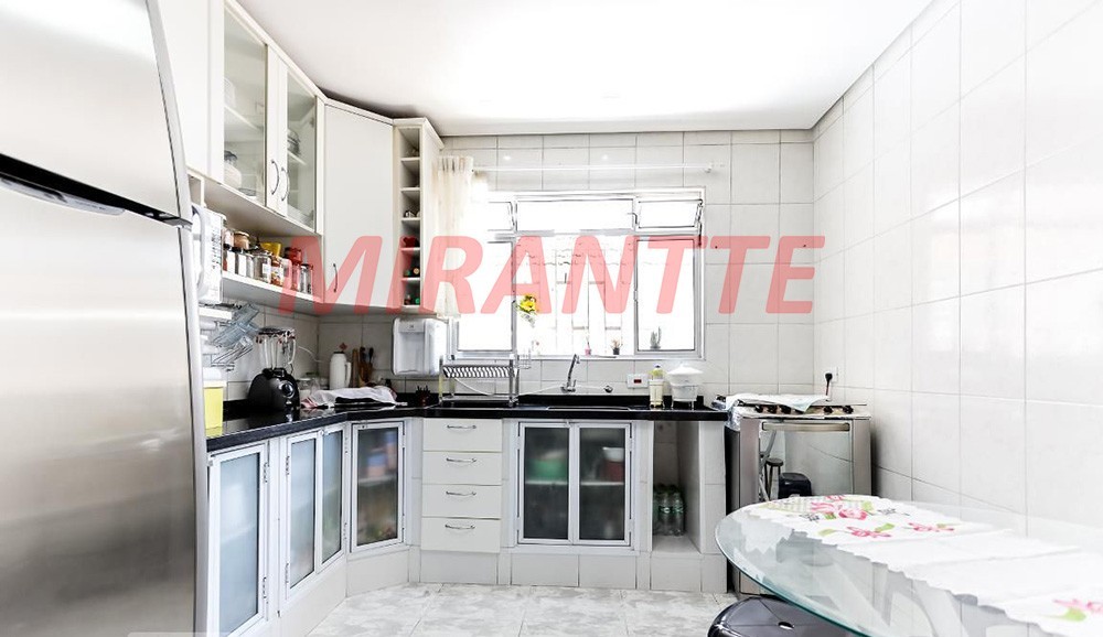Casa terrea de 100m² com 3 quartos em Vila Mazzei