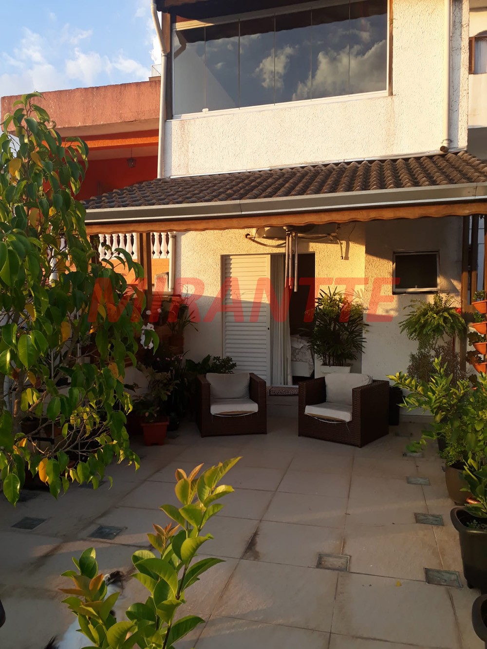 Sobrado de 180m² em Parque Vitória