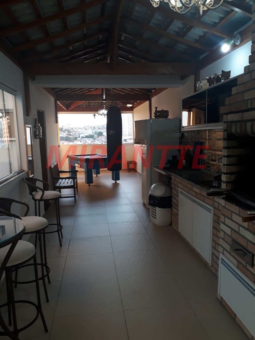 Sobrado de 180m² em Parque Vitória