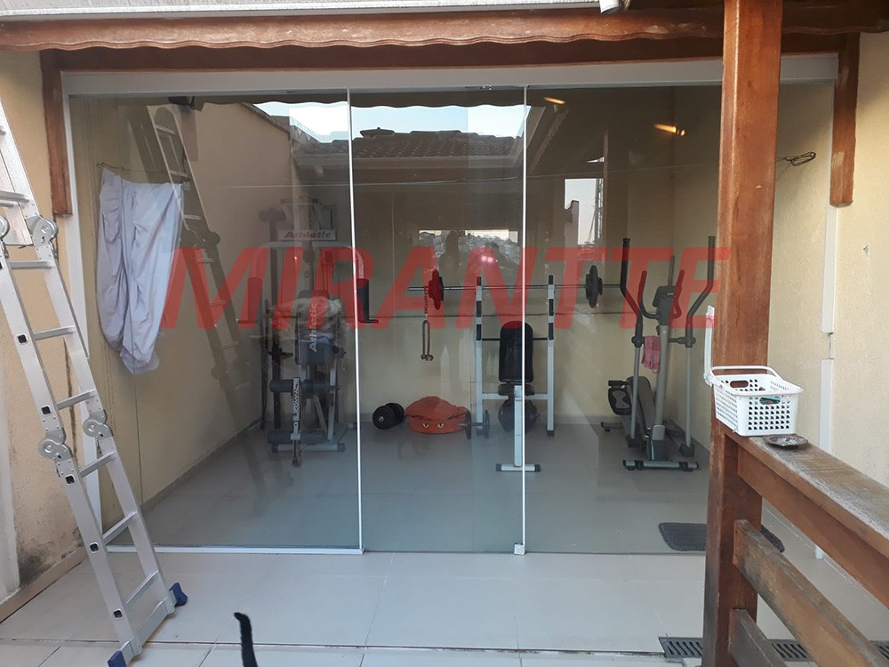 Sobrado de 180m² em Parque Vitória