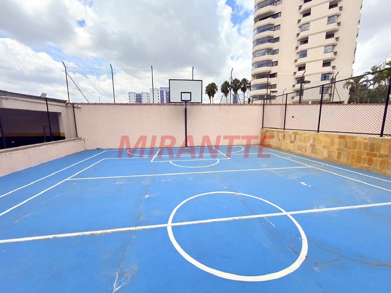 Apartamento de 65m² com 2 quartos em Santana