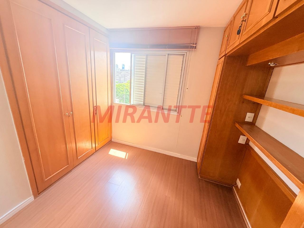 Apartamento de 65m² com 2 quartos em Santana