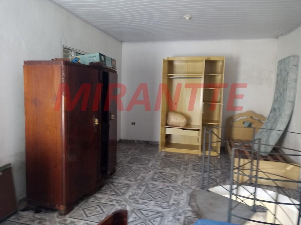 Casa terrea de 70m² com 3 quartos em Chora Menino