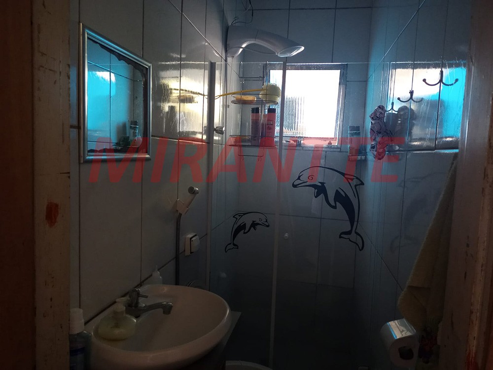 Casa terrea de 70m² com 3 quartos em Chora Menino