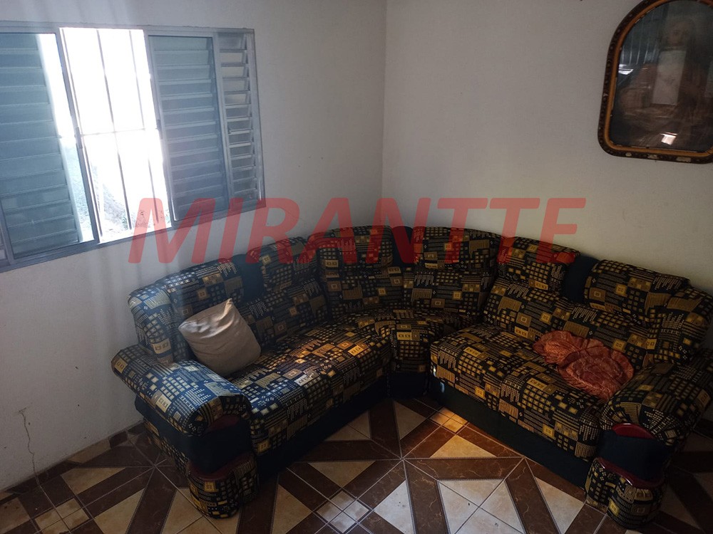 Casa terrea de 70m² com 3 quartos em Chora Menino