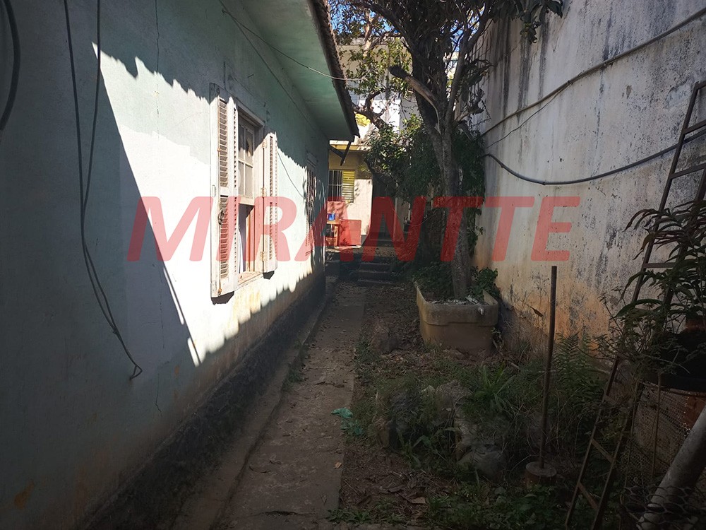 Casa terrea de 70m² com 3 quartos em Chora Menino