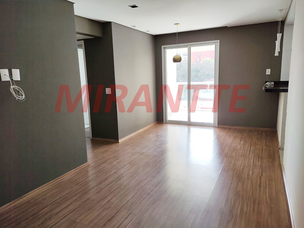 Apartamento de 64m² com 2 quartos em Santana