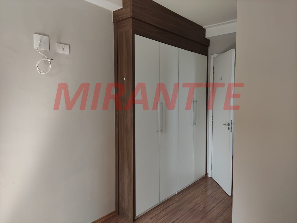 Apartamento de 64m² com 2 quartos em Santana