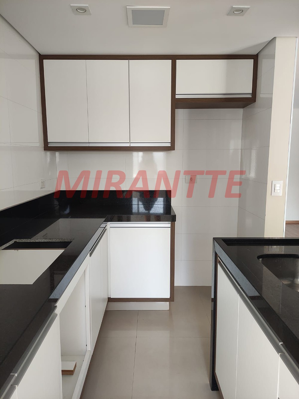 Apartamento de 64m² com 2 quartos em Santana