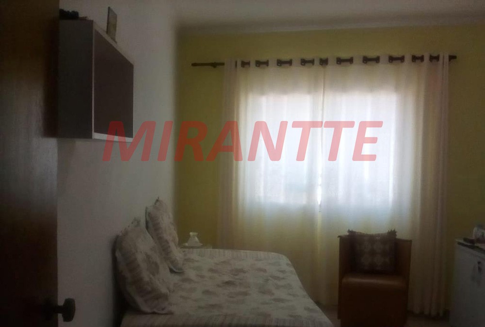 Apartamento de 80m² com 3 quartos em Vila Galvão