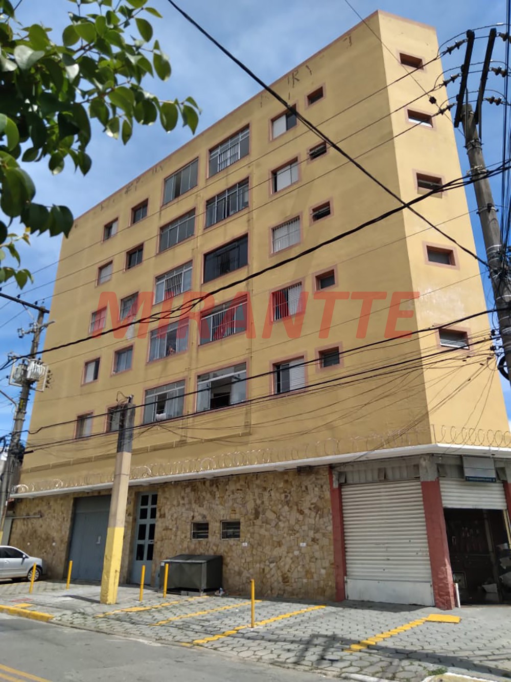 Apartamento de 80m² com 3 quartos em Vila Galvão