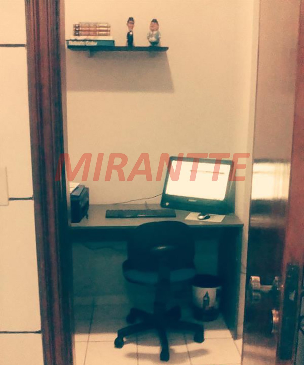 Apartamento de 80m² com 3 quartos em Vila Galvão