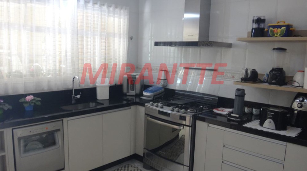 Sobrado de 400m² com 6 quartos em Vila Dom Pedro II
