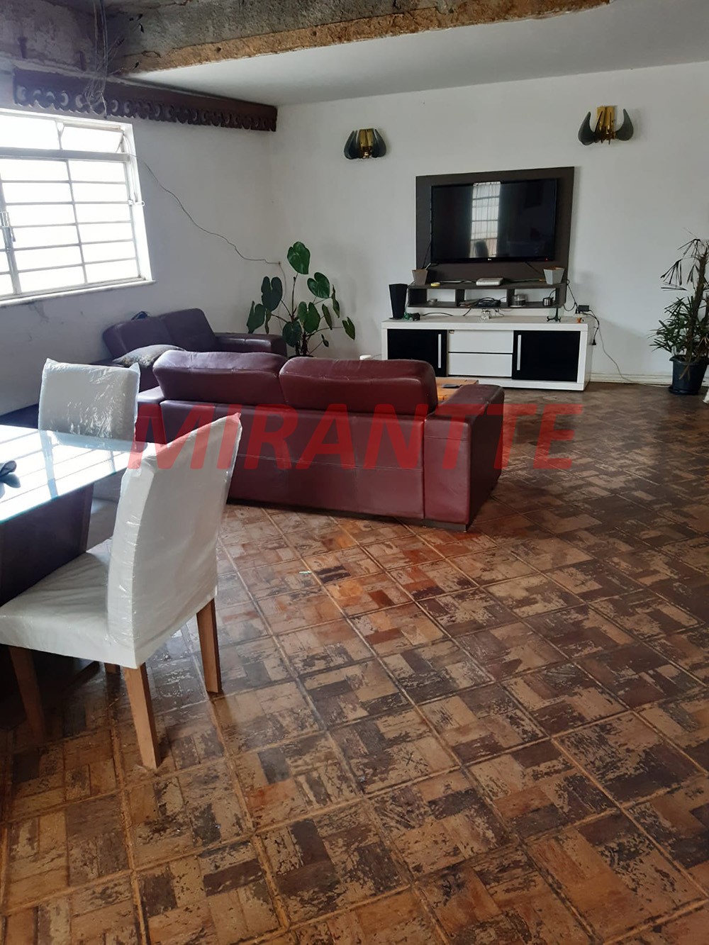 Sobrado de 275m² com 3 quartos em Vila Gustavo