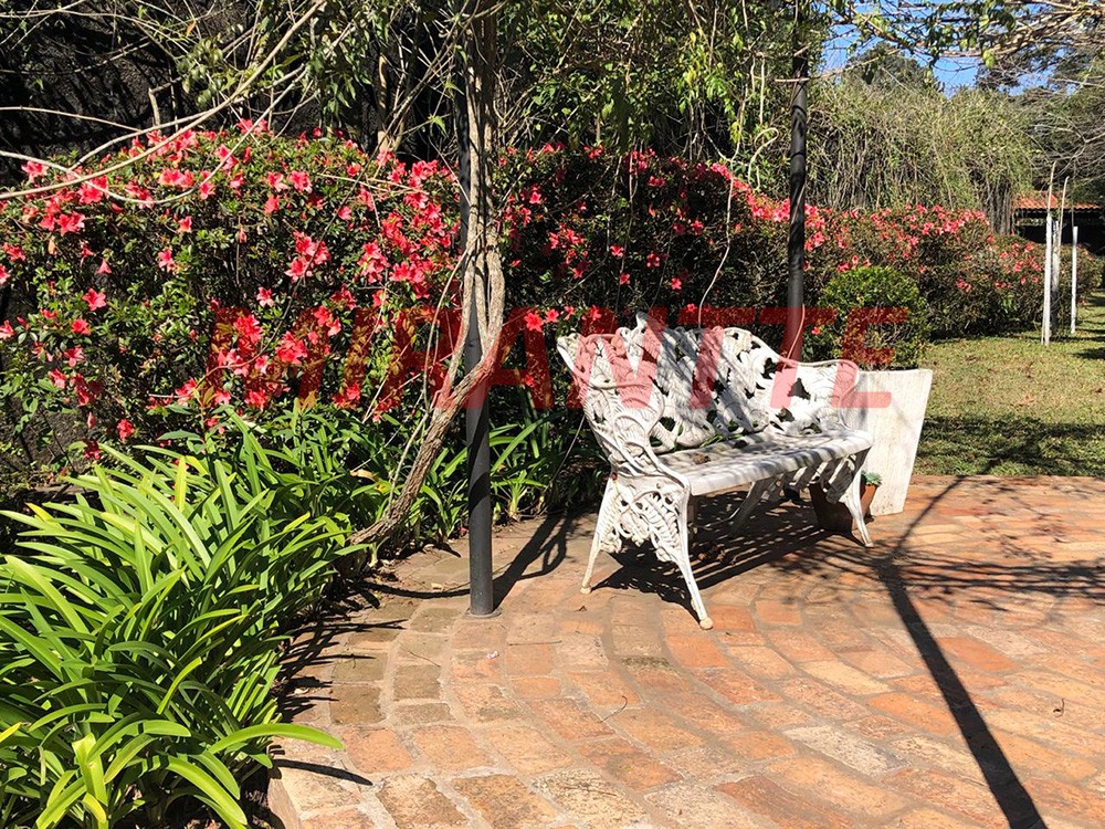 Casa terrea de 240m² com 3 quartos em Serra Da Cantareira
